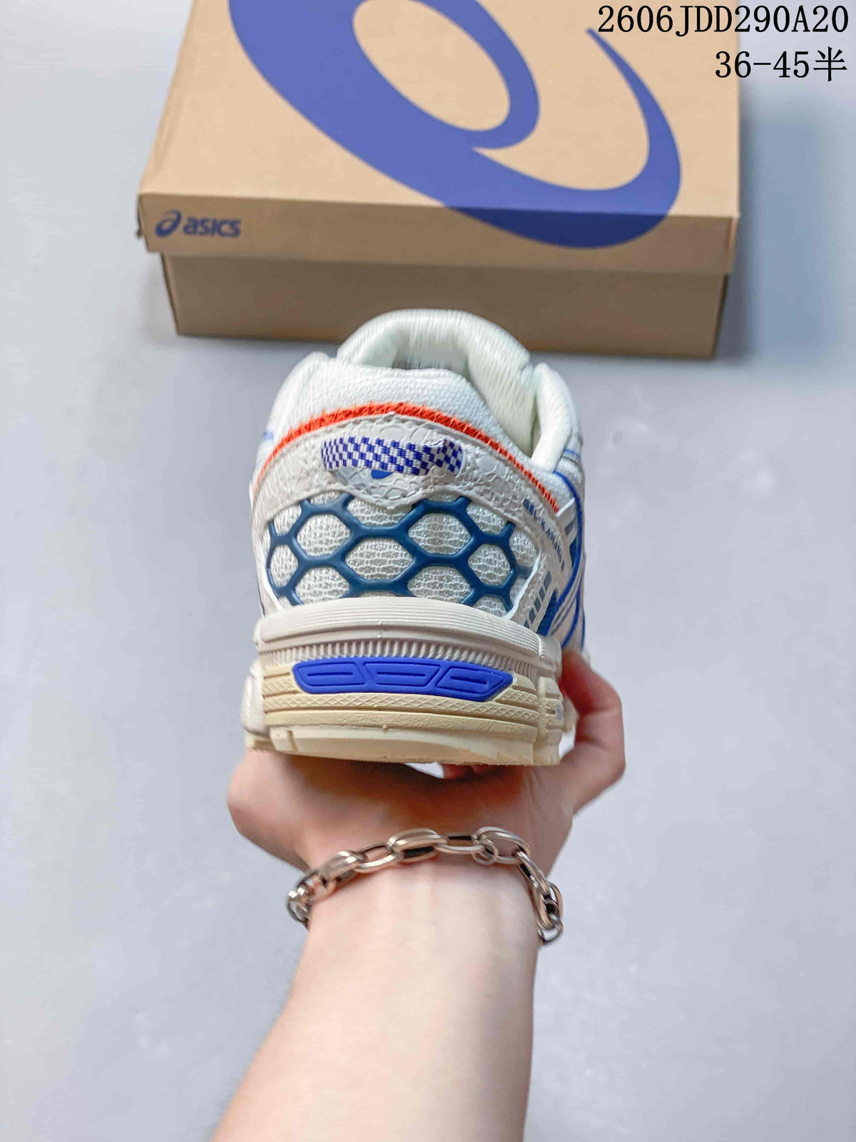 ASICS Gel-Kahana 8 Trail Sneakers White Blue