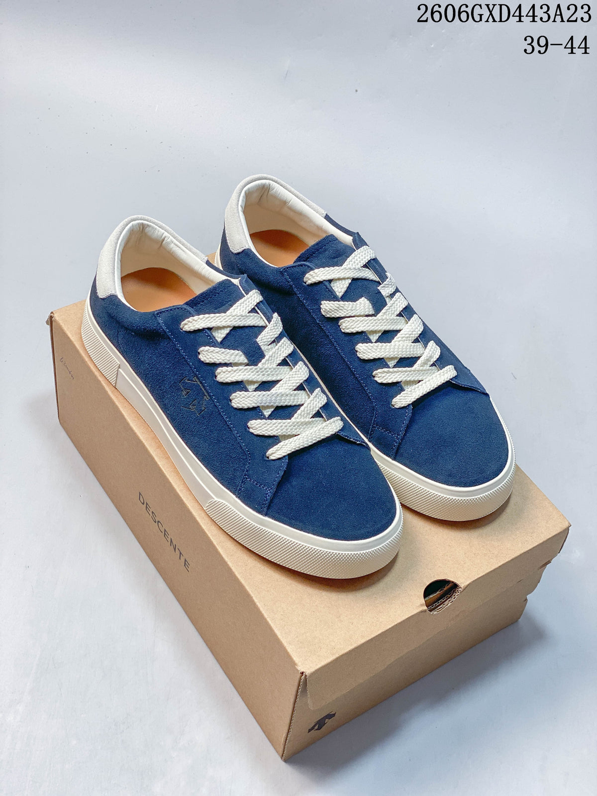 DESCENTE Chron Chron Men's Retro Court Sneakers 06GXD443A23