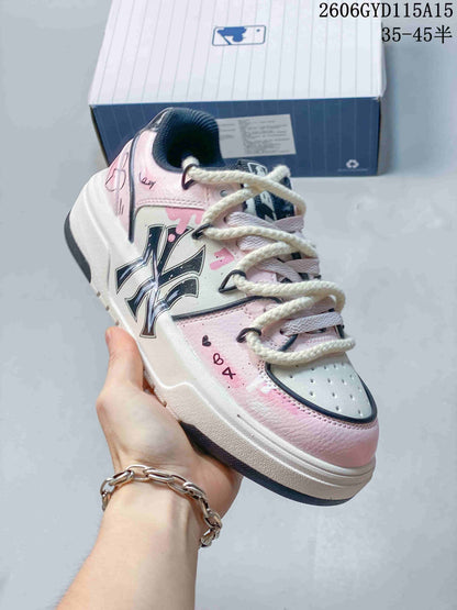 MLB Chunky Liner Low-Top Sneakers Pink and White 3ASXCA12N