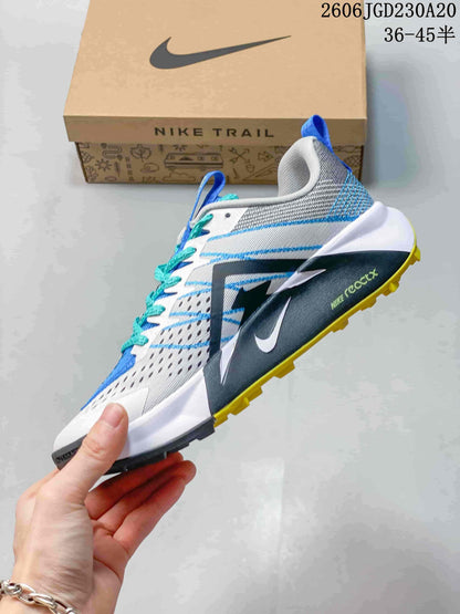Nike Wildhorse 10 Trail Running Shoes White Blue Pink