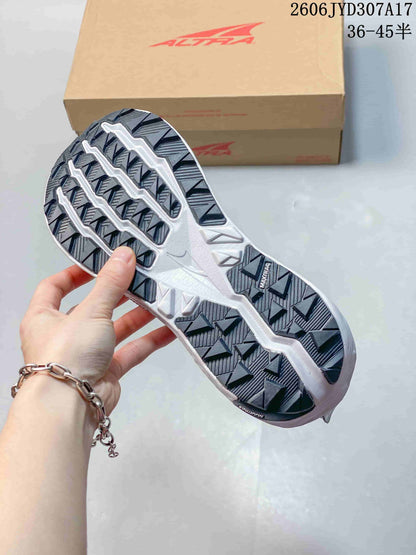 Altra Experience Wild 2 Men's Running Shoes Gray