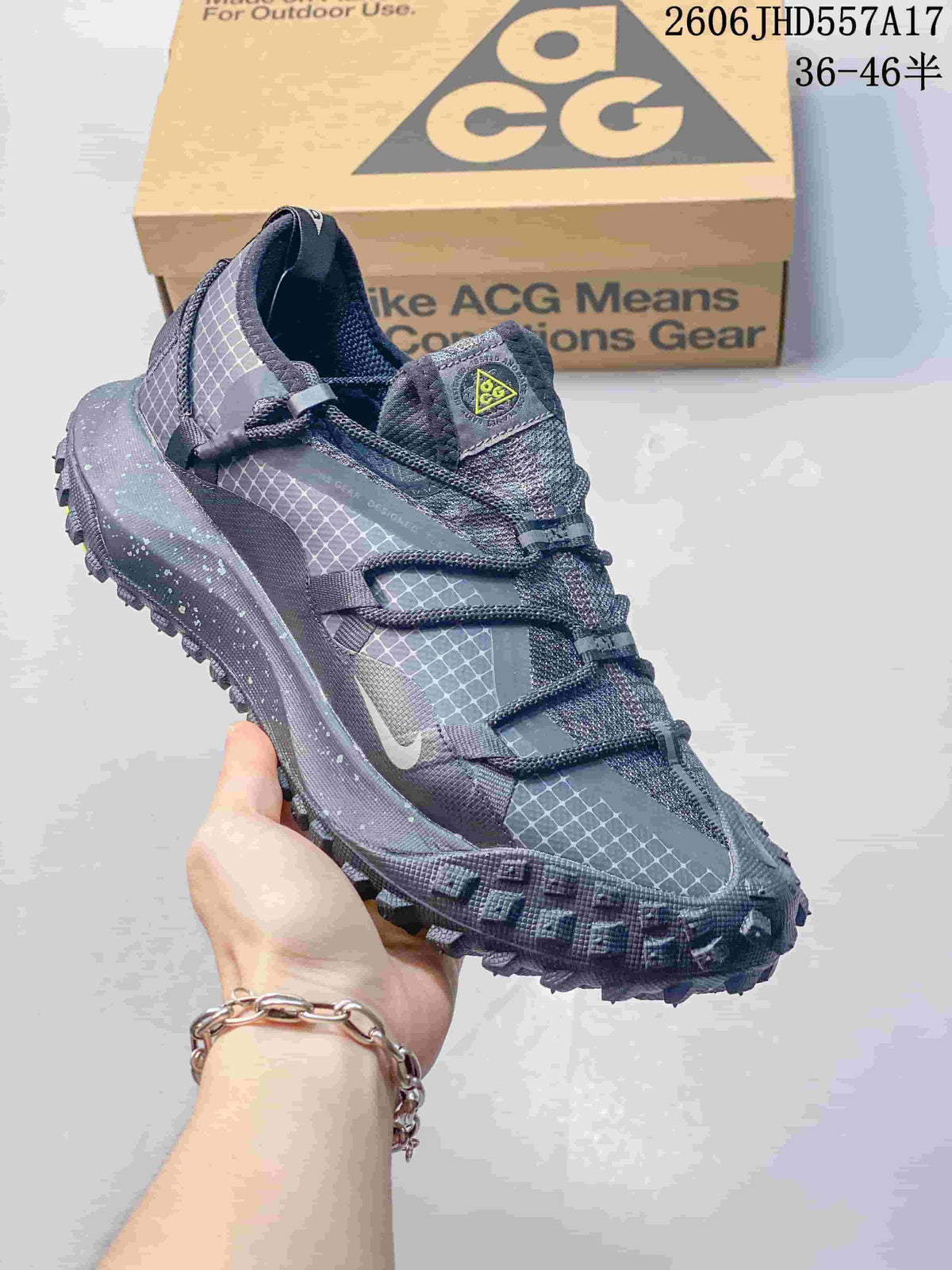 Nike ACG Mountain Fly Outdoor Sneakers