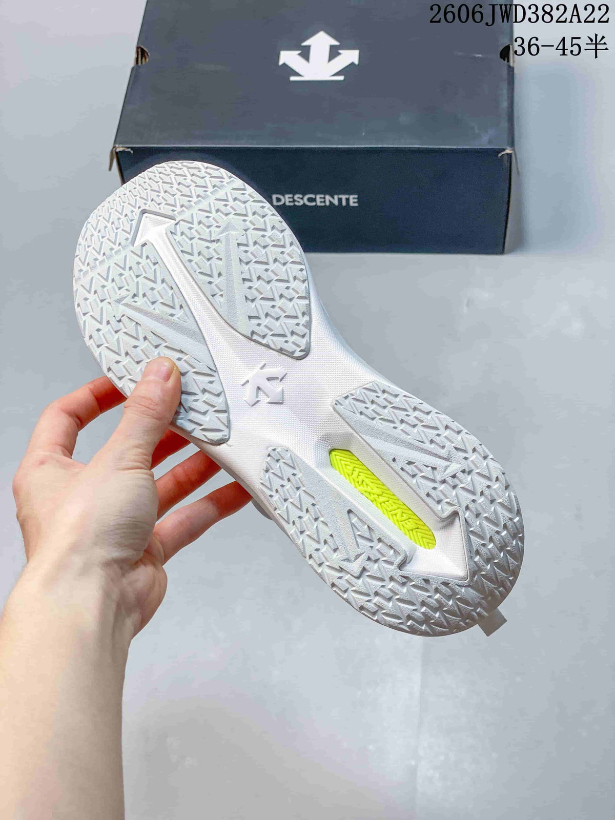 DESCENTE Running BOA Z-FOAM Shoes, White, TWD382A22