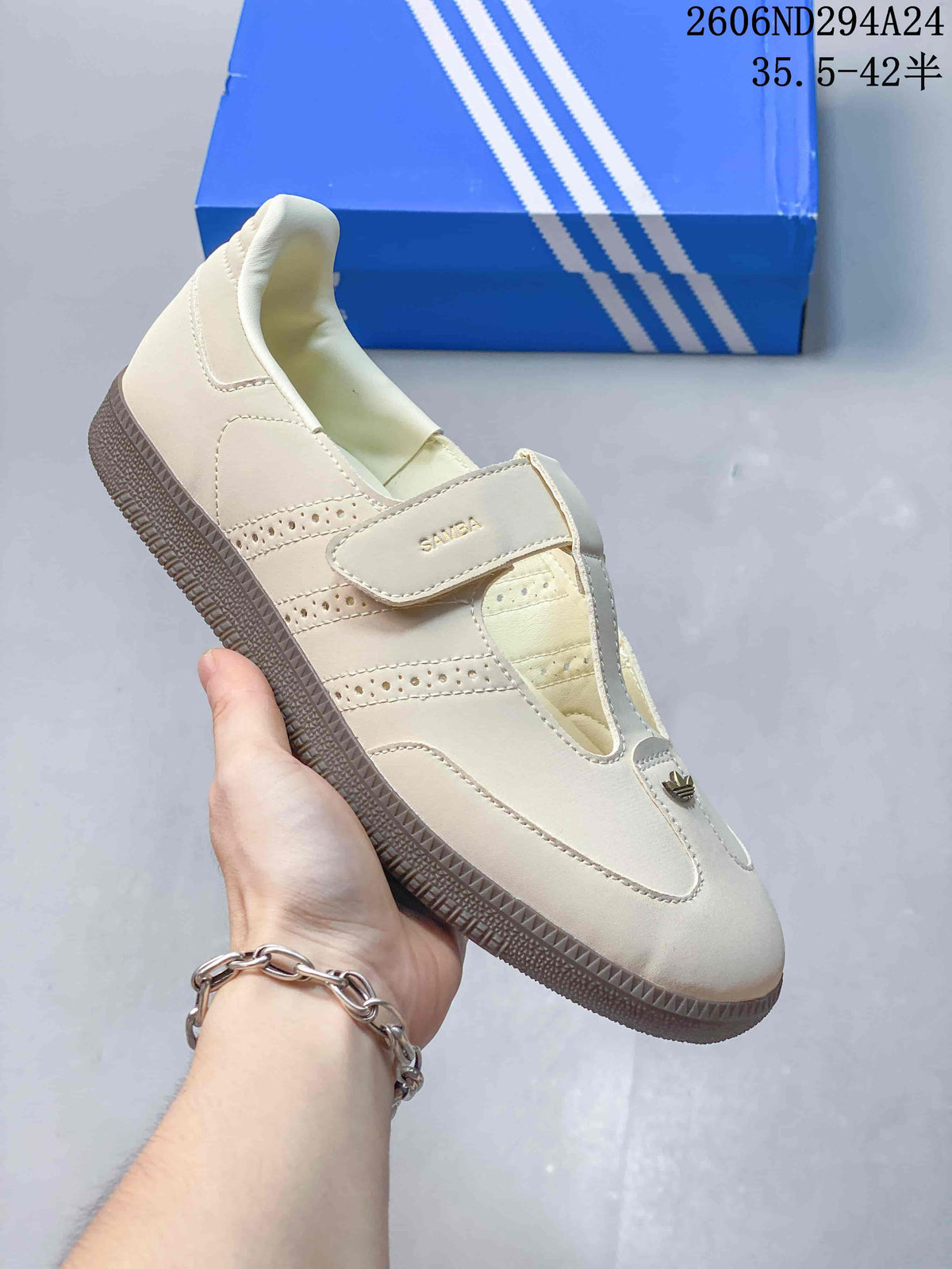 adidas Samba Jane Mary Jane Sneakers HP7130