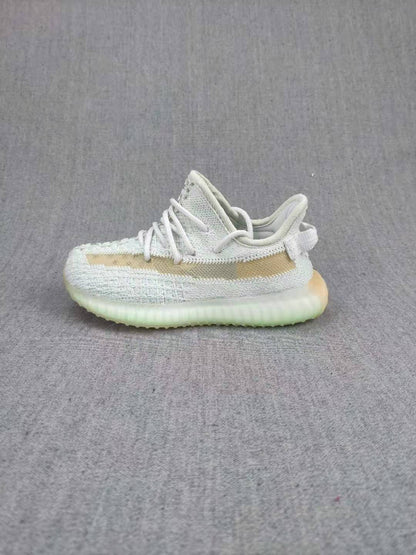 Yeezy Boost 350 V2 Kids Sneakers, Light Neutral