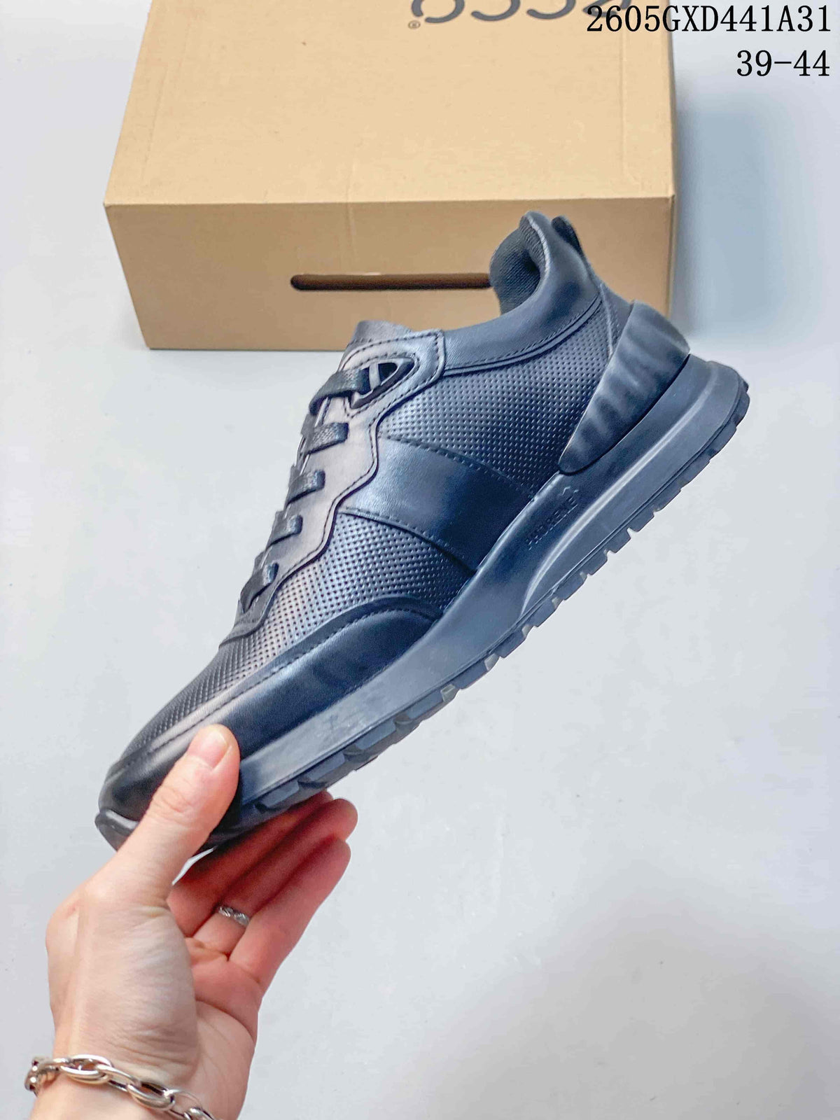 ECCO Casual Sneakers in Navy