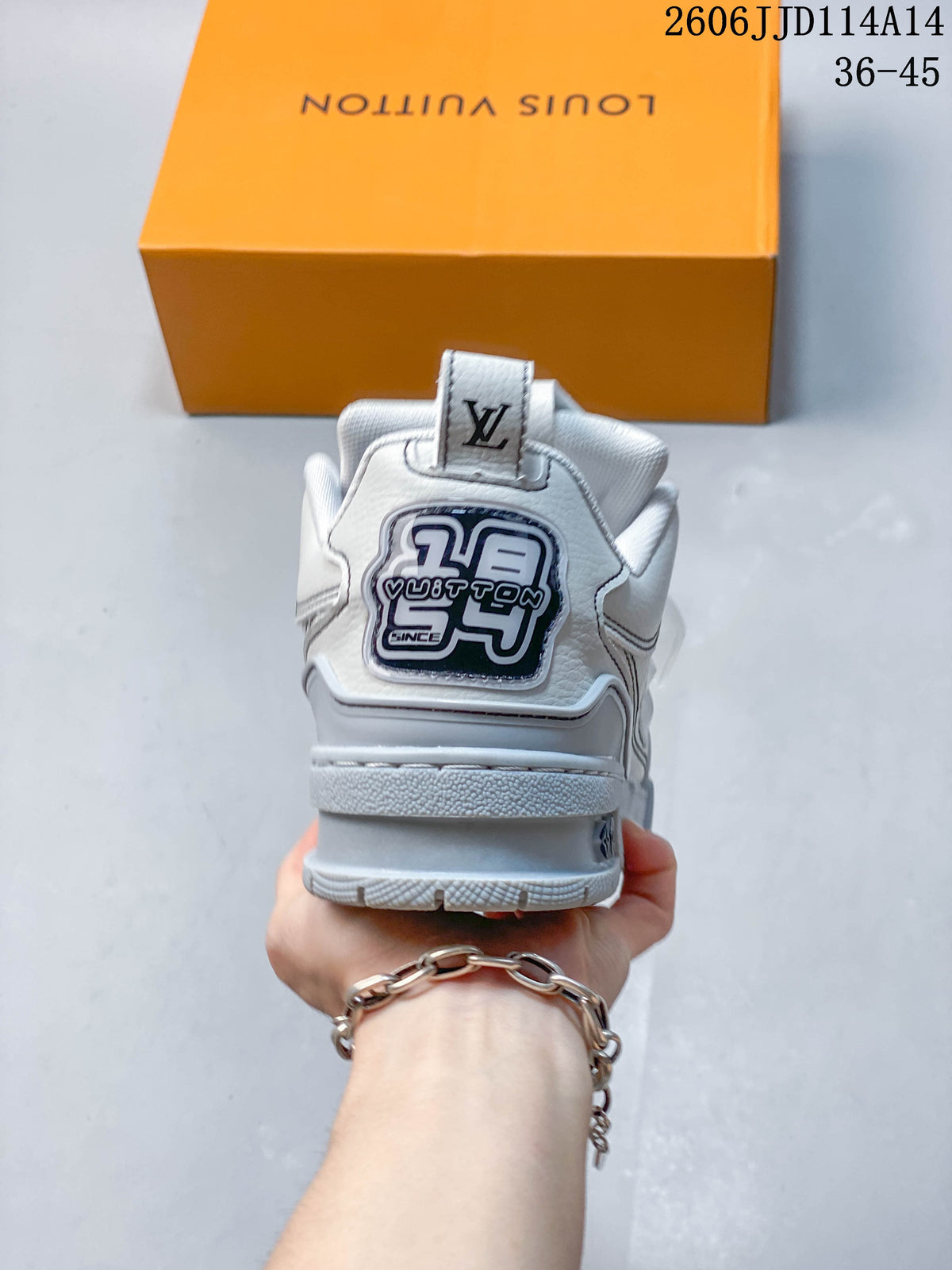 Louis Vuitton Trainer Low-Top Sneakers in White and Gray