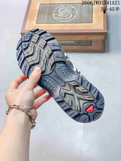 Salomon XT-Quest ADV Outdoor Sneakers, Taupe