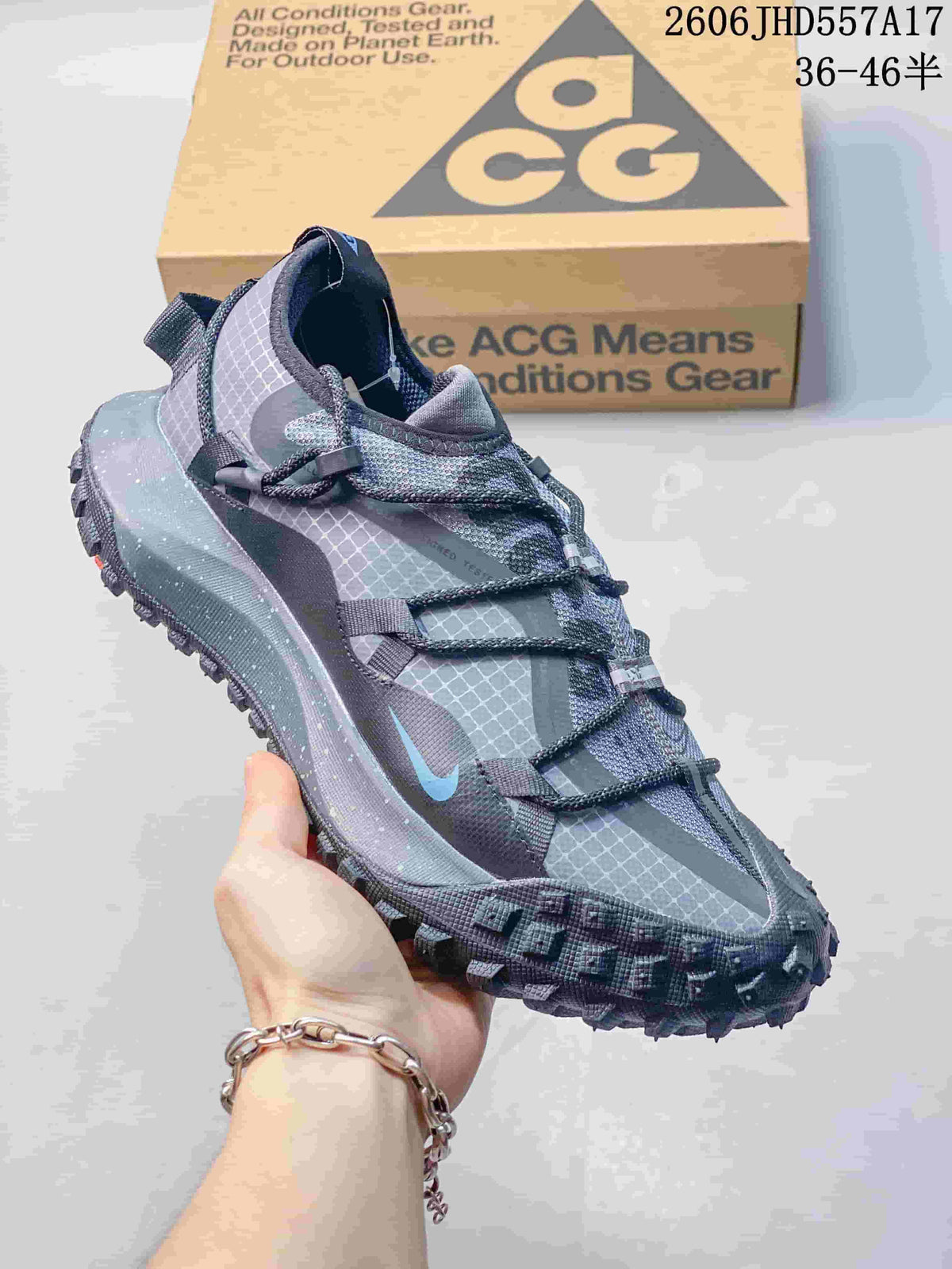 Nike ACG Mountain Fly Outdoor Sneakers