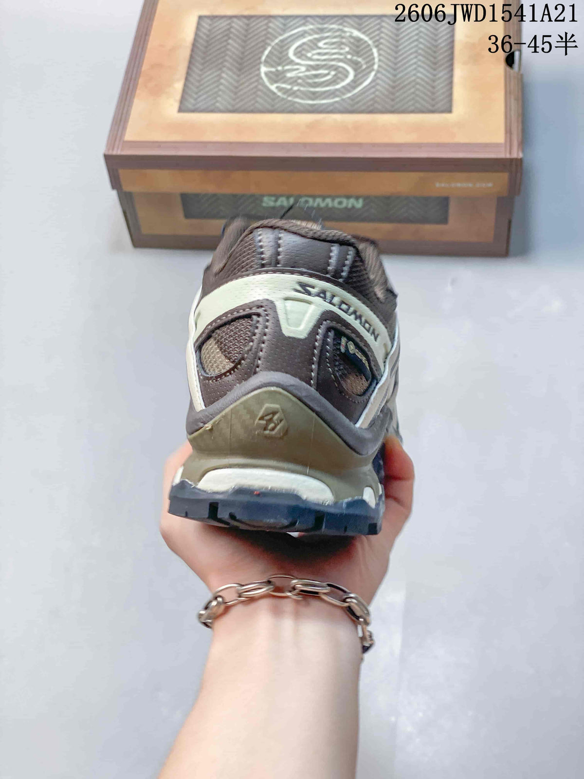 Salomon XT-Quest ADV Outdoor Sneakers, Taupe