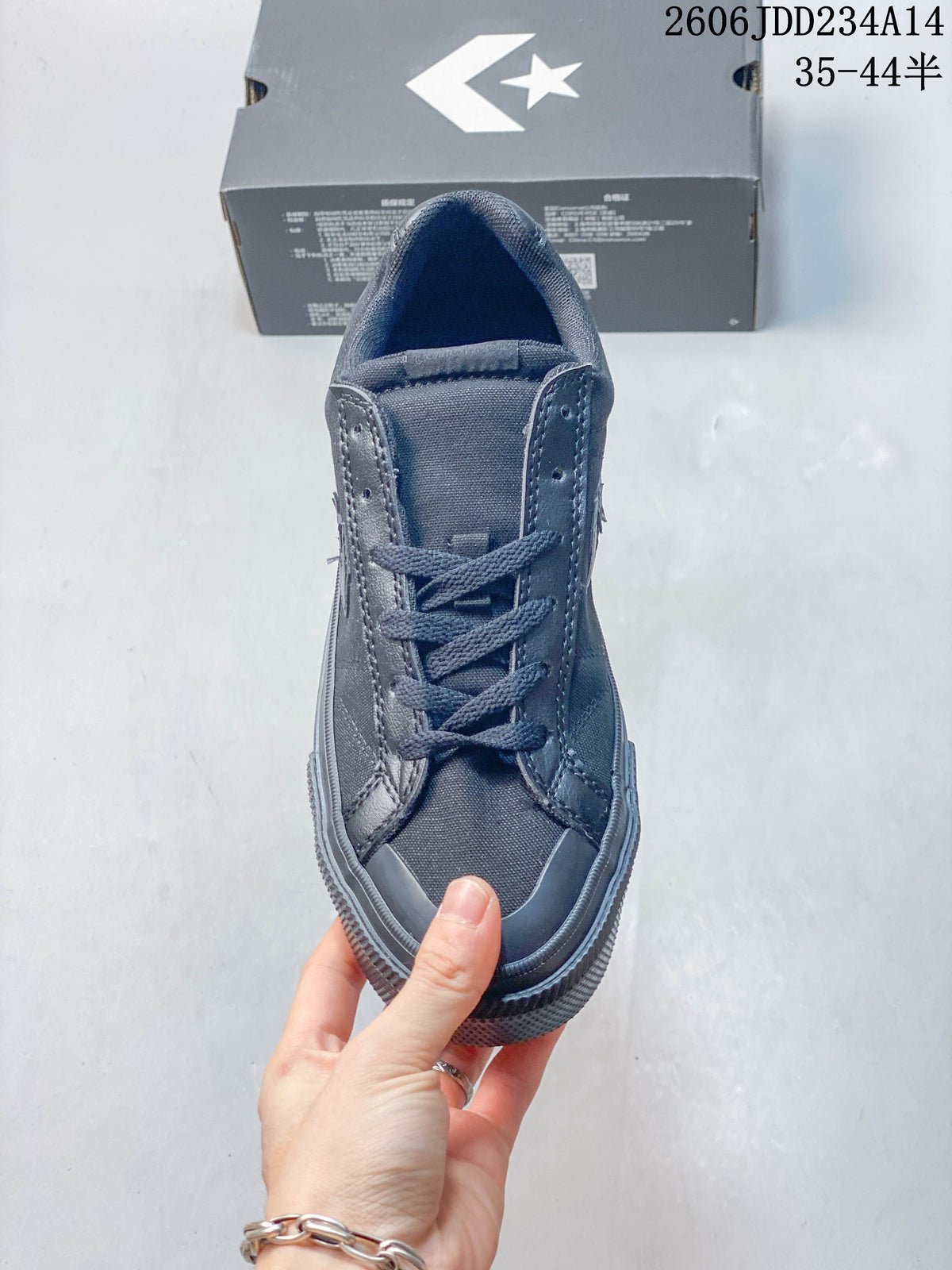Converse Sport Casual Low-Top Sneakers in Charcoal