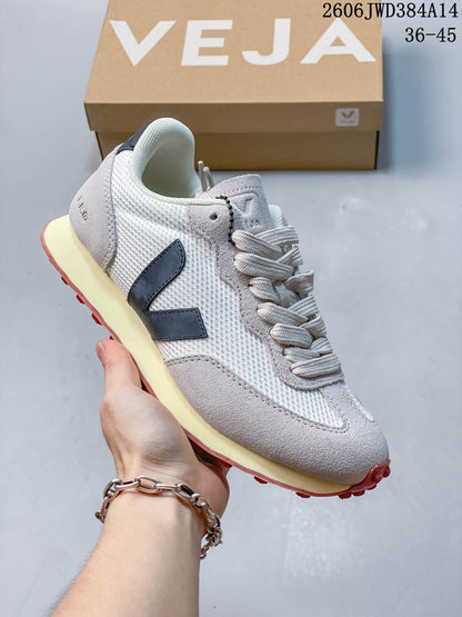 Veja Esplar Sneakers in White, Gray and Navy