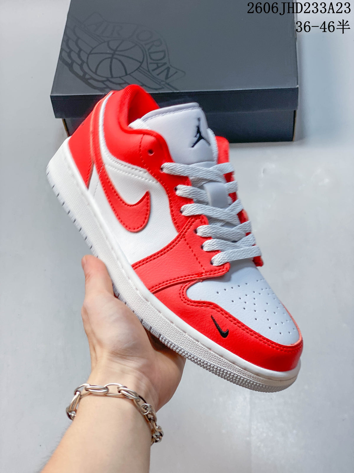 Jordan Air Jordan 1 Low Red and White Sneakers 612330ASRRY