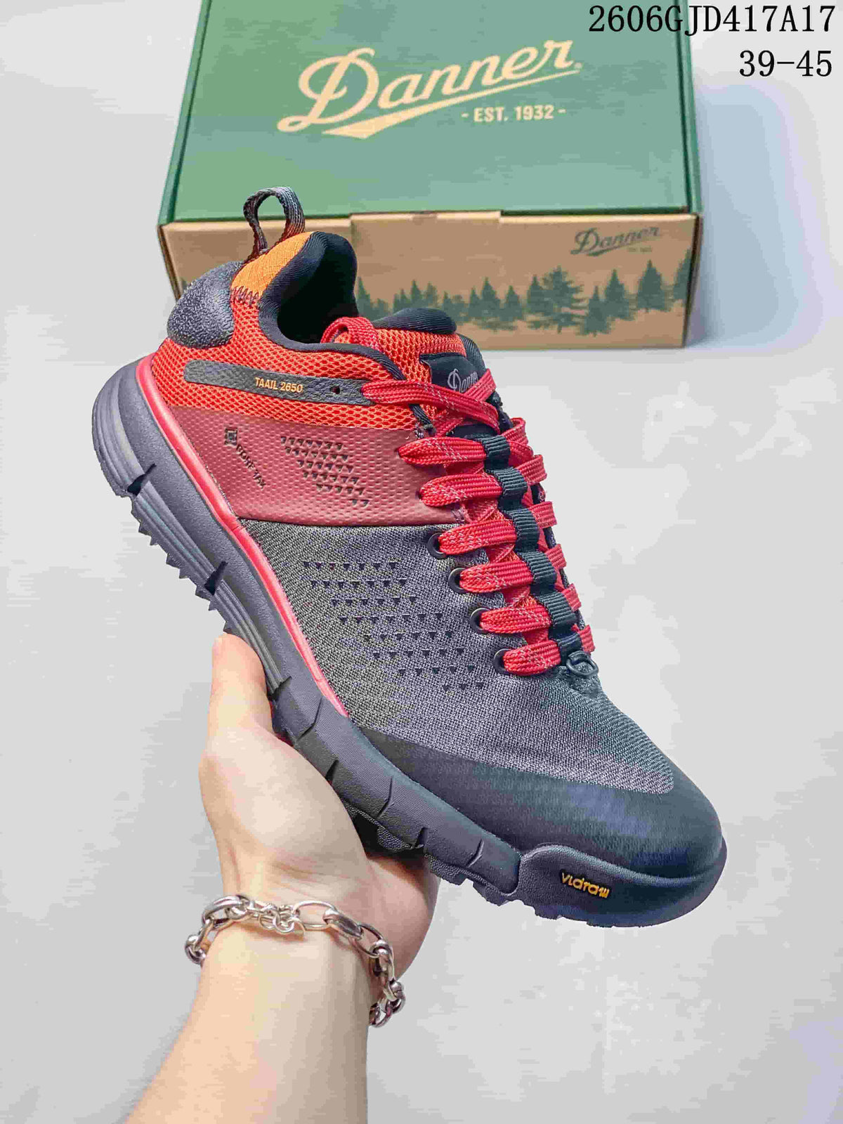 Danner Low-Cut Hiking Shoes 2606GJD417A17
