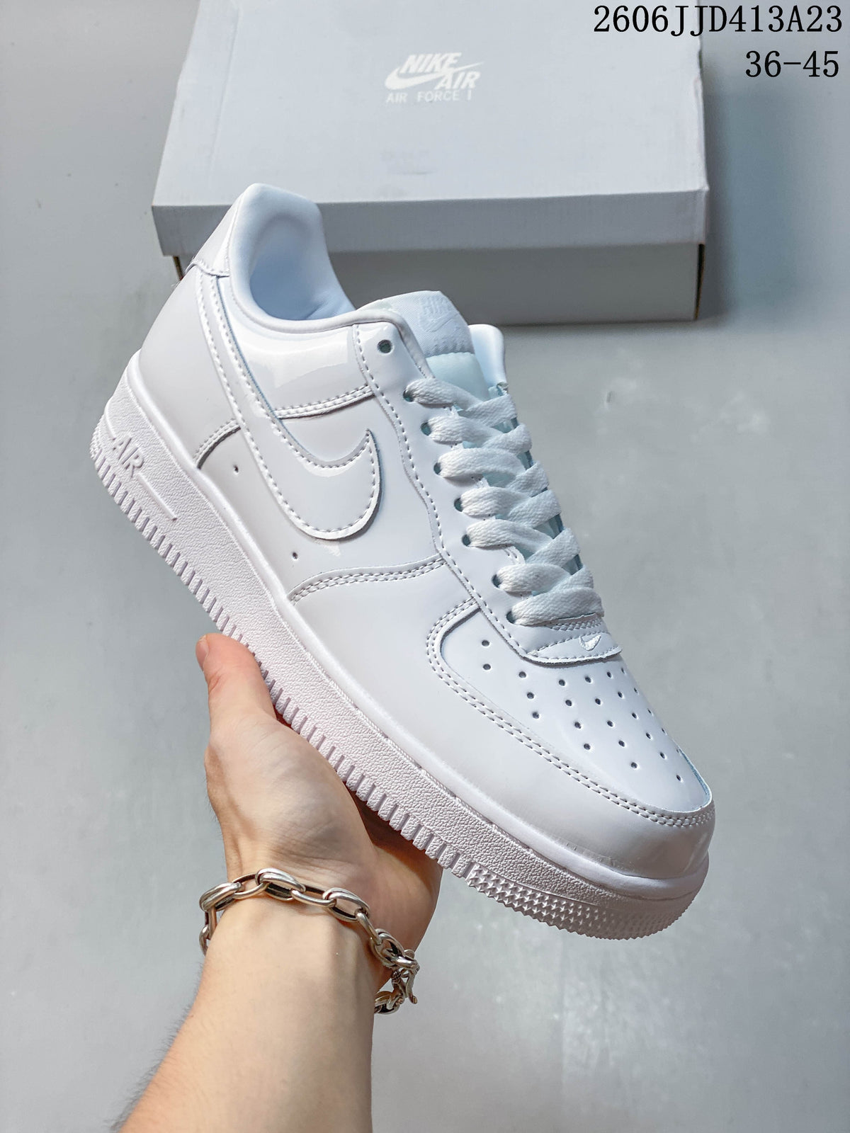 Nike Air Force 1 '07 Low White Sneakers
