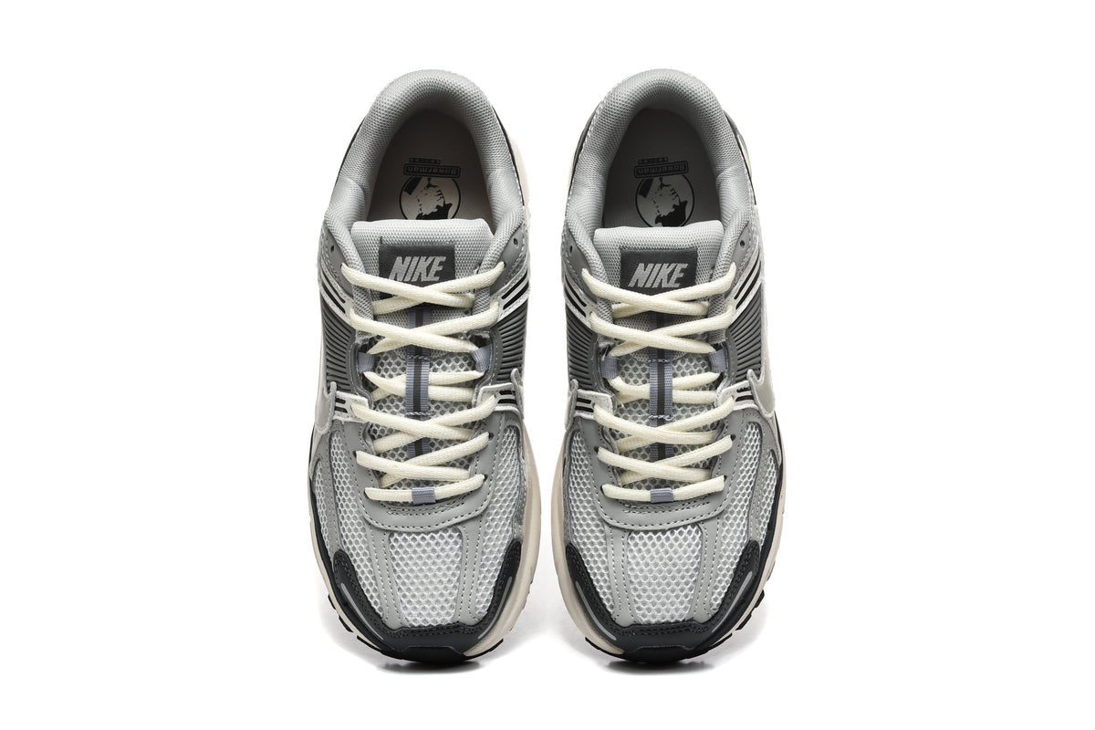 Nike Zoom Vomero 5 Sneakers in Grey and White