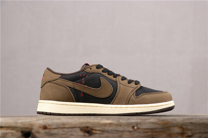 Side profile of the low-top sneaker showing the brown and black upper, cream midsole and dark outsole.