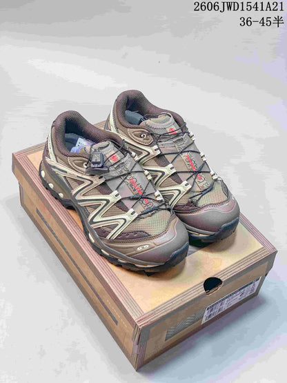 Salomon XT-Quest ADV Outdoor Sneakers, Taupe