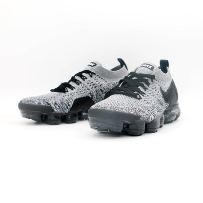 Nike Air VaporMax Flyknit 2 Sneakers in Grey and Black