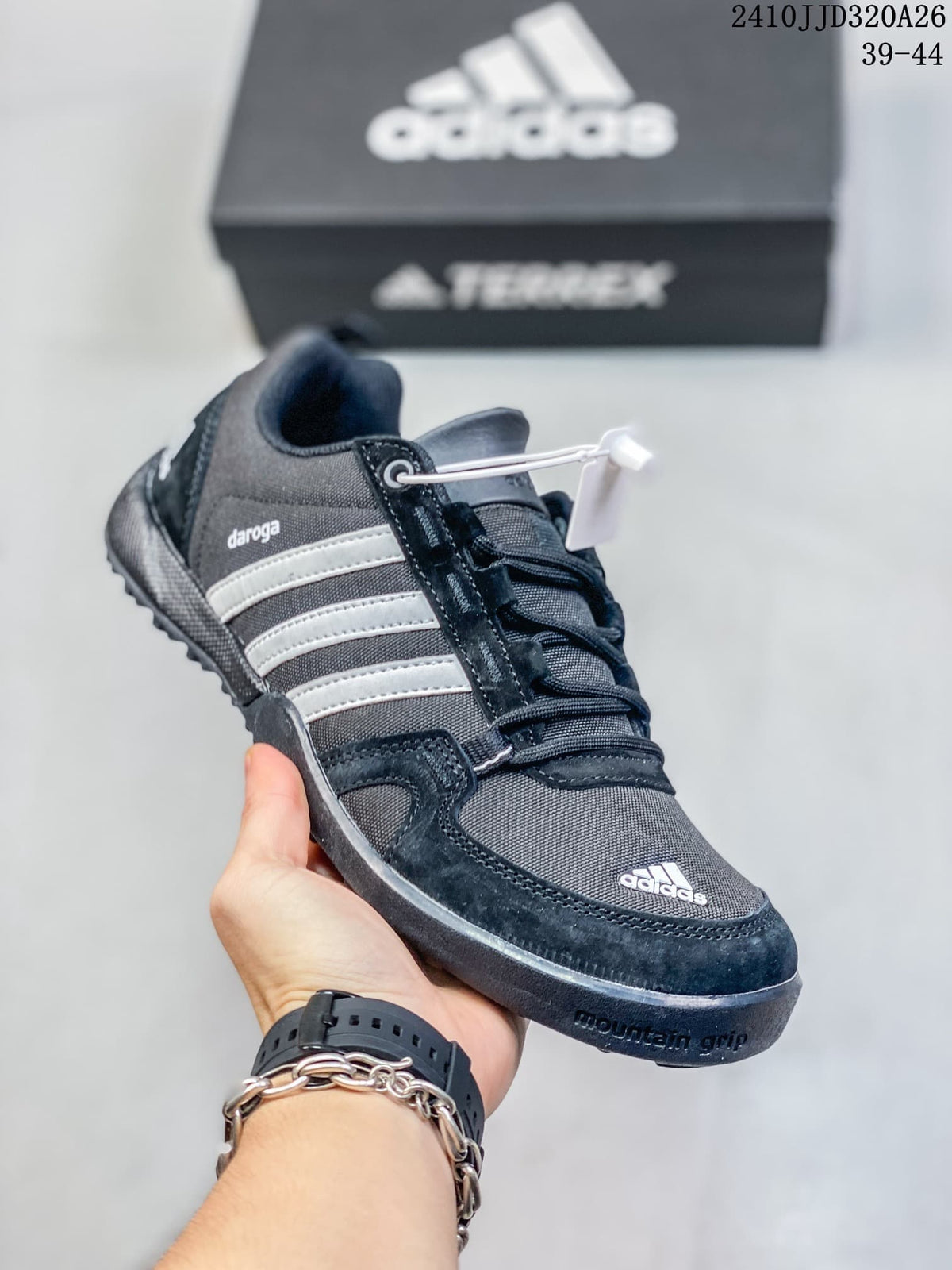 adidas Daroga Plus Canvas Shoes in Charcoal