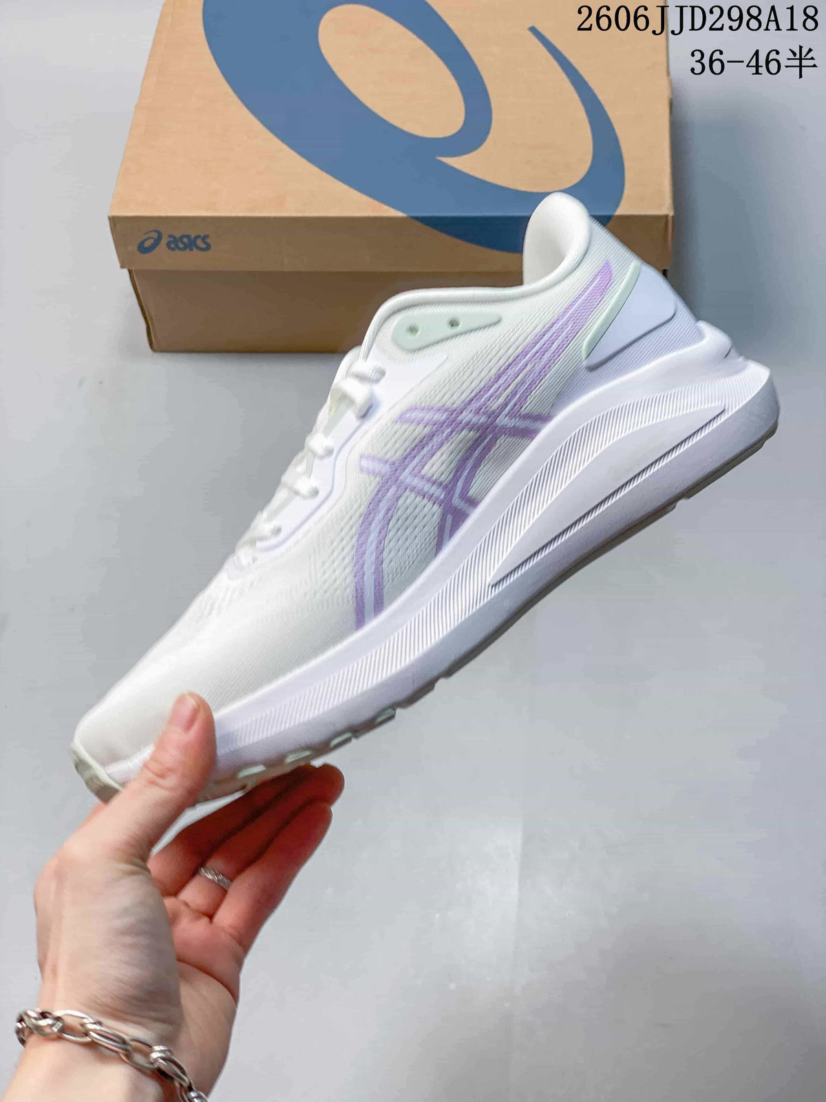 ASICS GT-1000 13 Paris White Running Shoes 1011B952-750