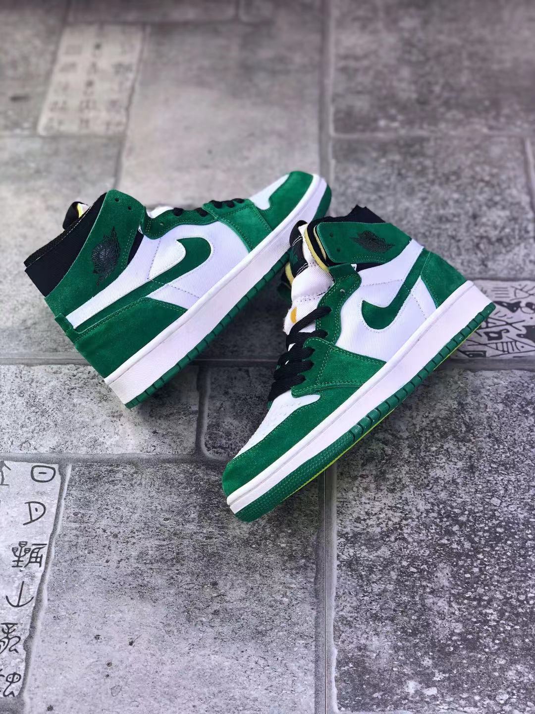 Jordan 1 Zoom CMFT Green White Sneakers CT0978-300