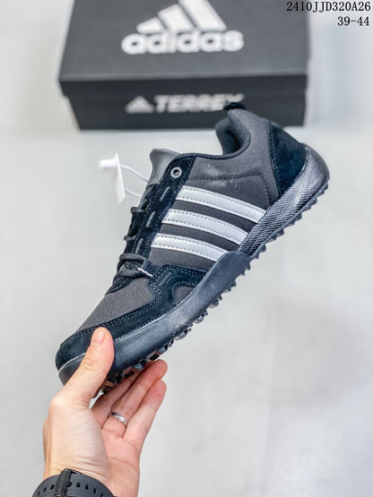 adidas Daroga Plus Canvas Shoes in Charcoal