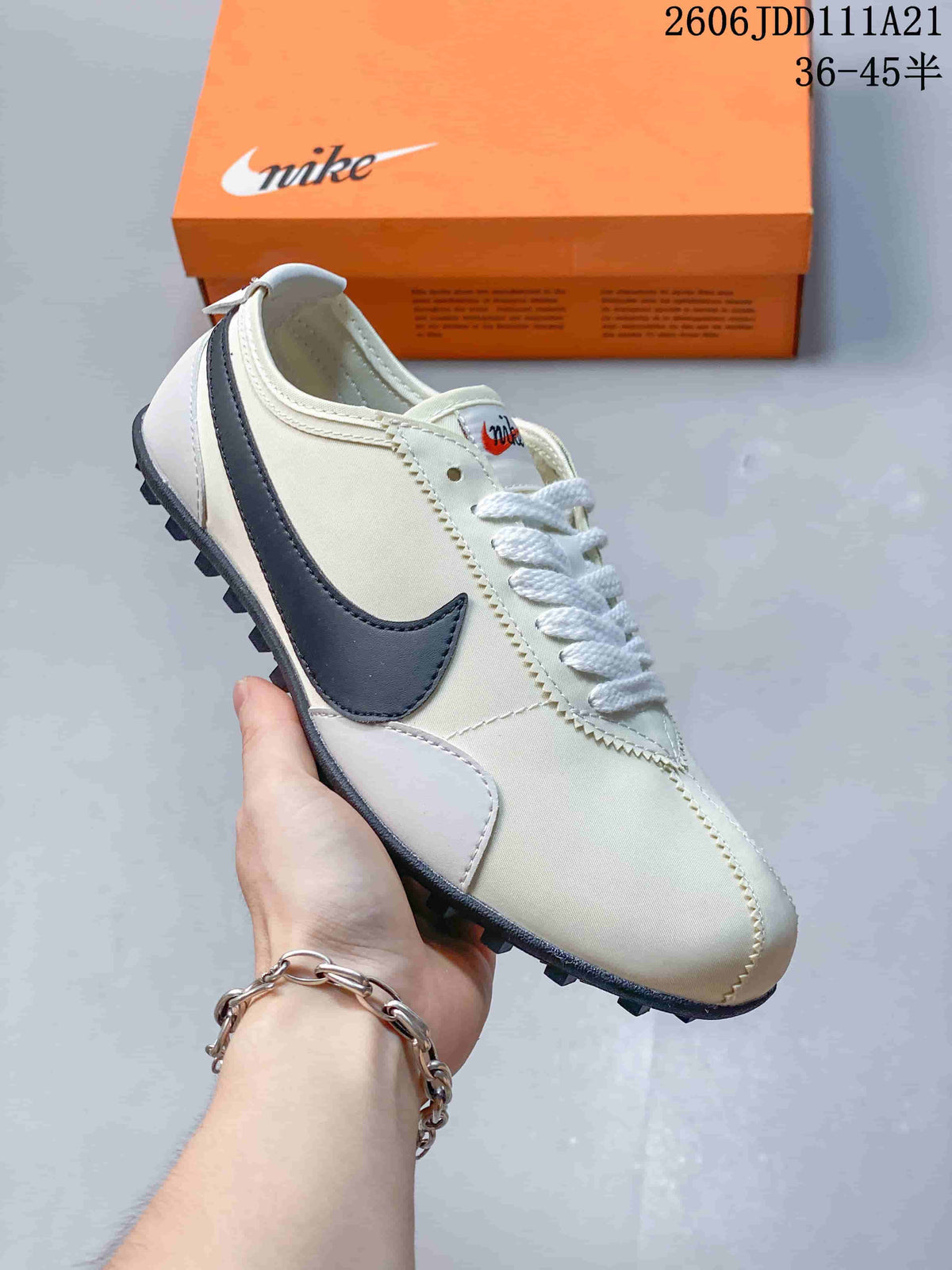 Nike Moon Shoe OG Summit Low-Top Sneakers IW0955-100