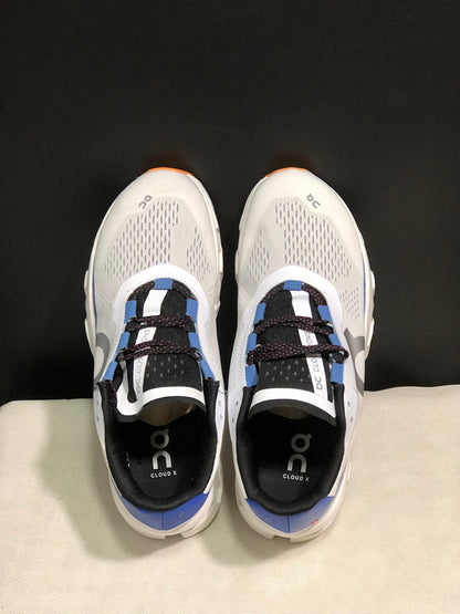 On Cloudmonster Sneakers in Mist White and Blue
