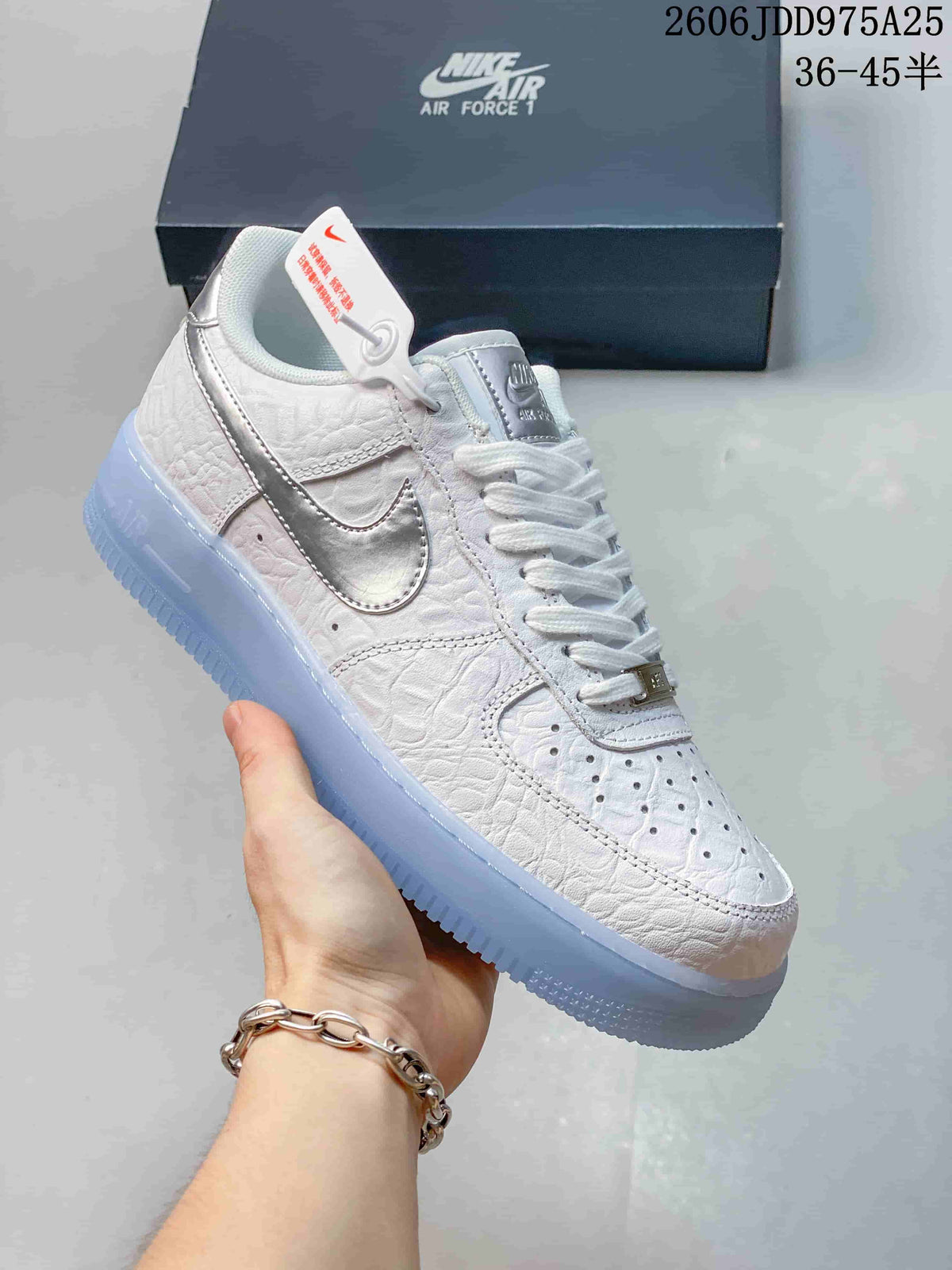 Nike Air Force 1 '07 Low Sneakers