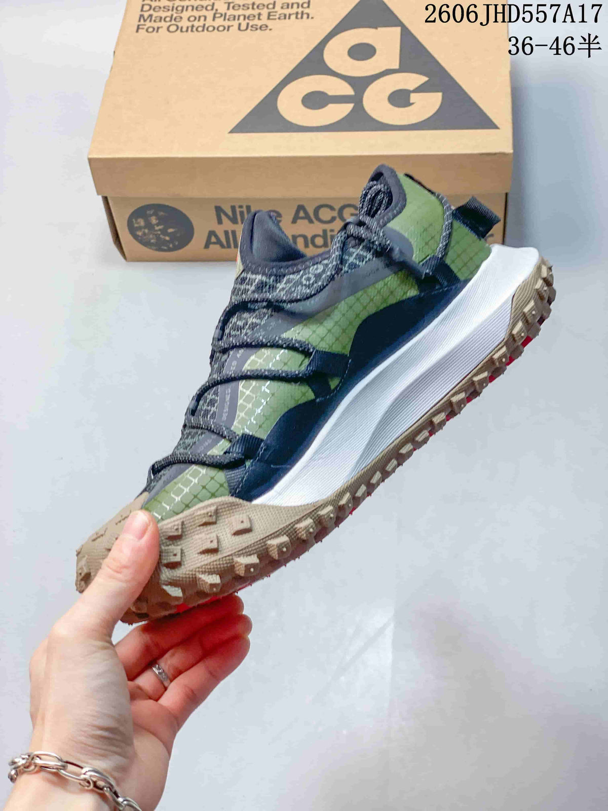 Nike ACG Mountain Fly Outdoor Sneakers in Green and Gray