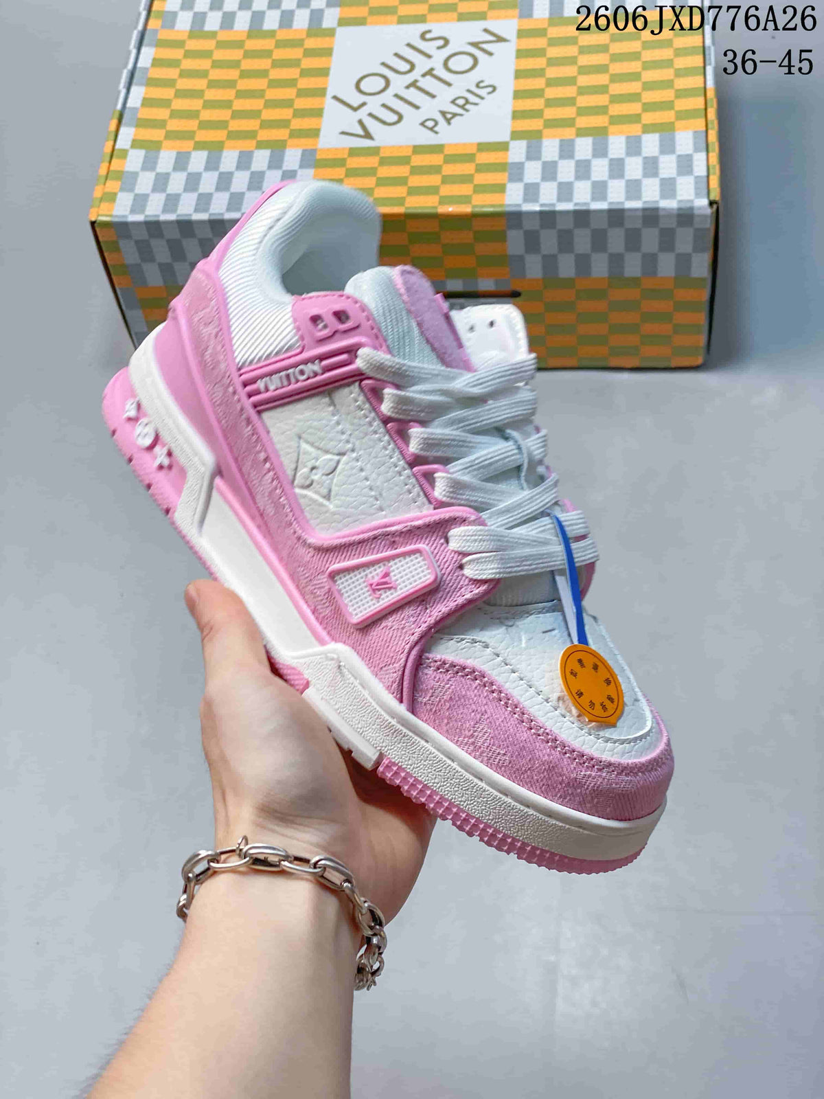 Louis Vuitton Trainer Low-Top Sneakers HL581400624