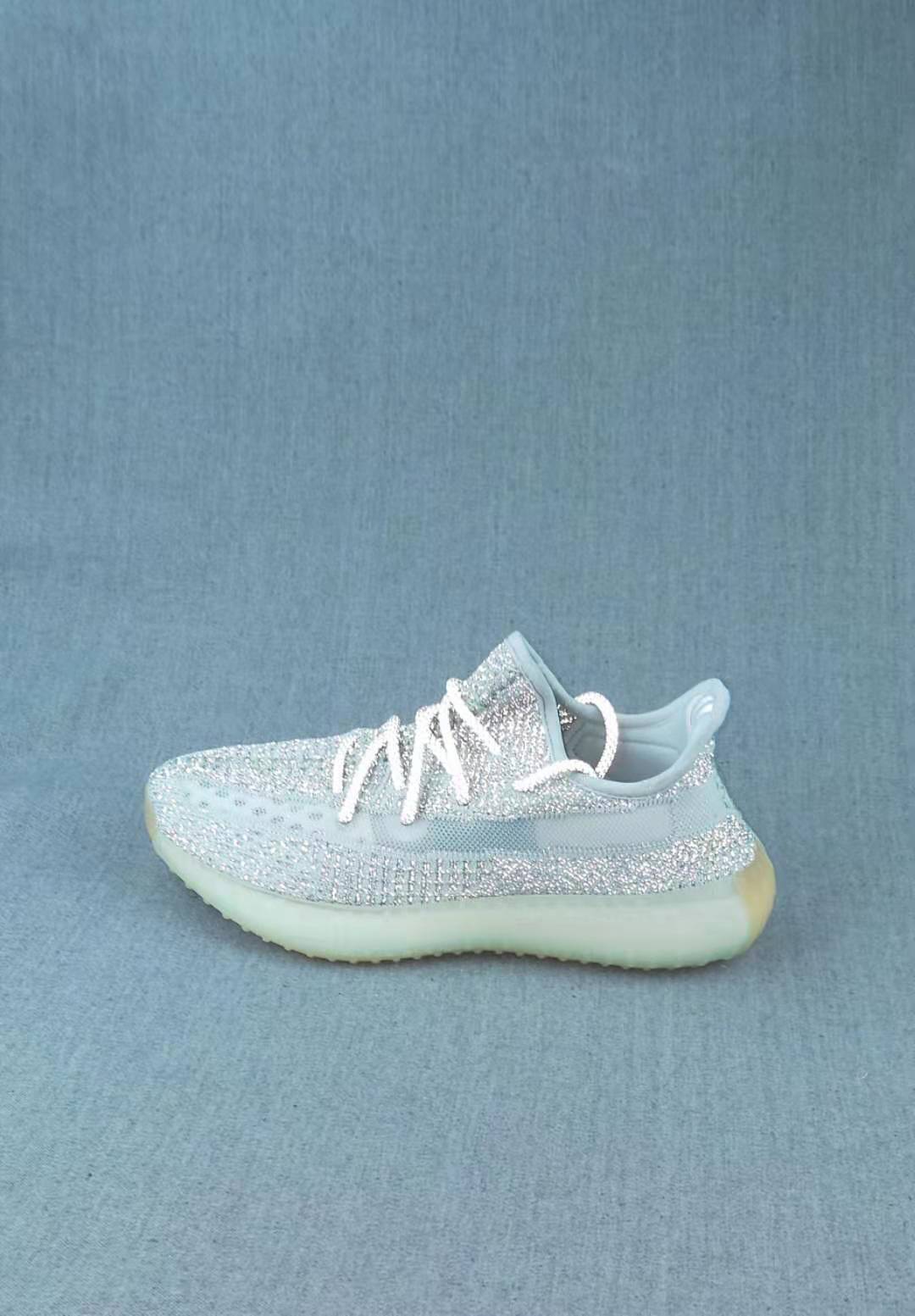 Yeezy 350 V2 Spring Orchid Glow Sneakers
