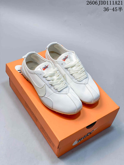 Nike Moon Shoe OG Summit White Low-Top Sneakers IW0955-100