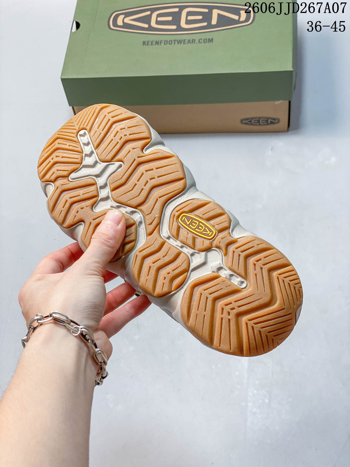 KEEN Hyperport Clog Sandal Beige 06JJD267A07