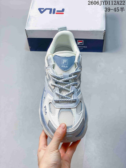 FILA 612520ASUOI Retro Chunky Sneakers in White and Blue
