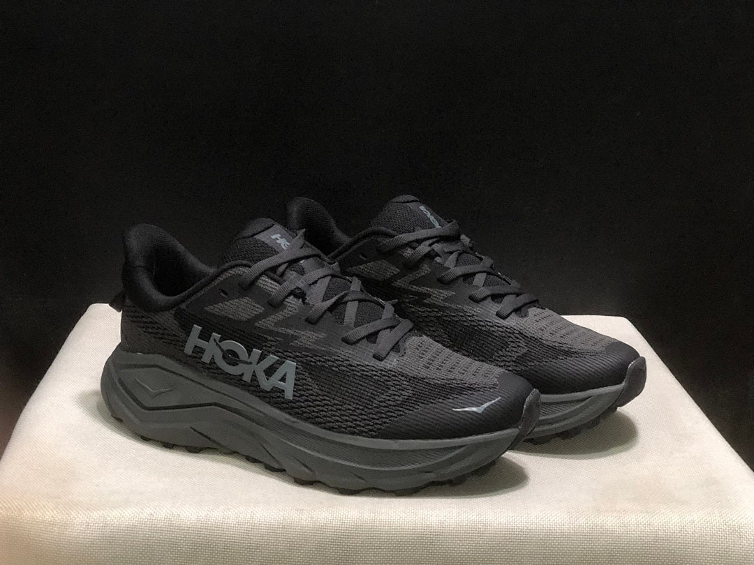 HOKA Challenger 8 Trail Running Shoes in Black