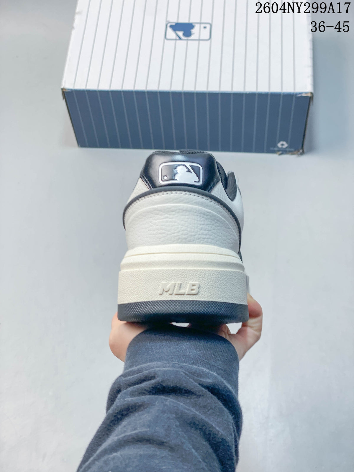 MLB Chunky Liner Low-Top Sneakers, White and Navy, 04NY299A17