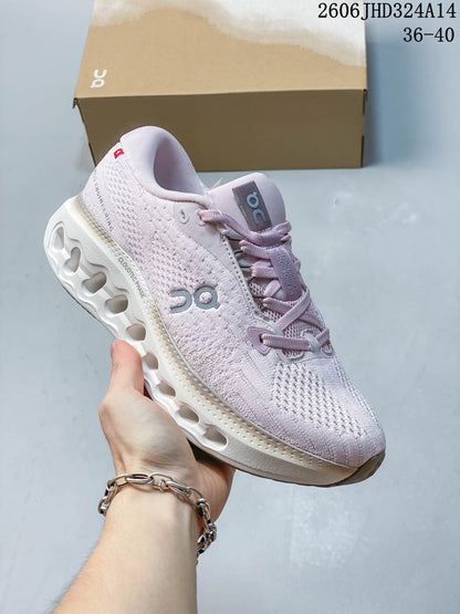 On Cloudtilt Low-Top Running Shoes, White and Gray