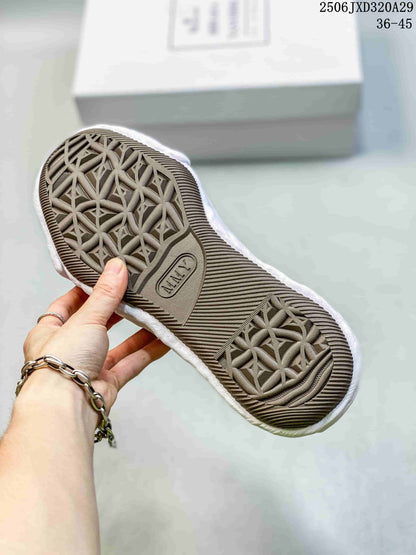 Maison MIHARA YASUHIRO Blakey Low-Top Sneakers, Olive