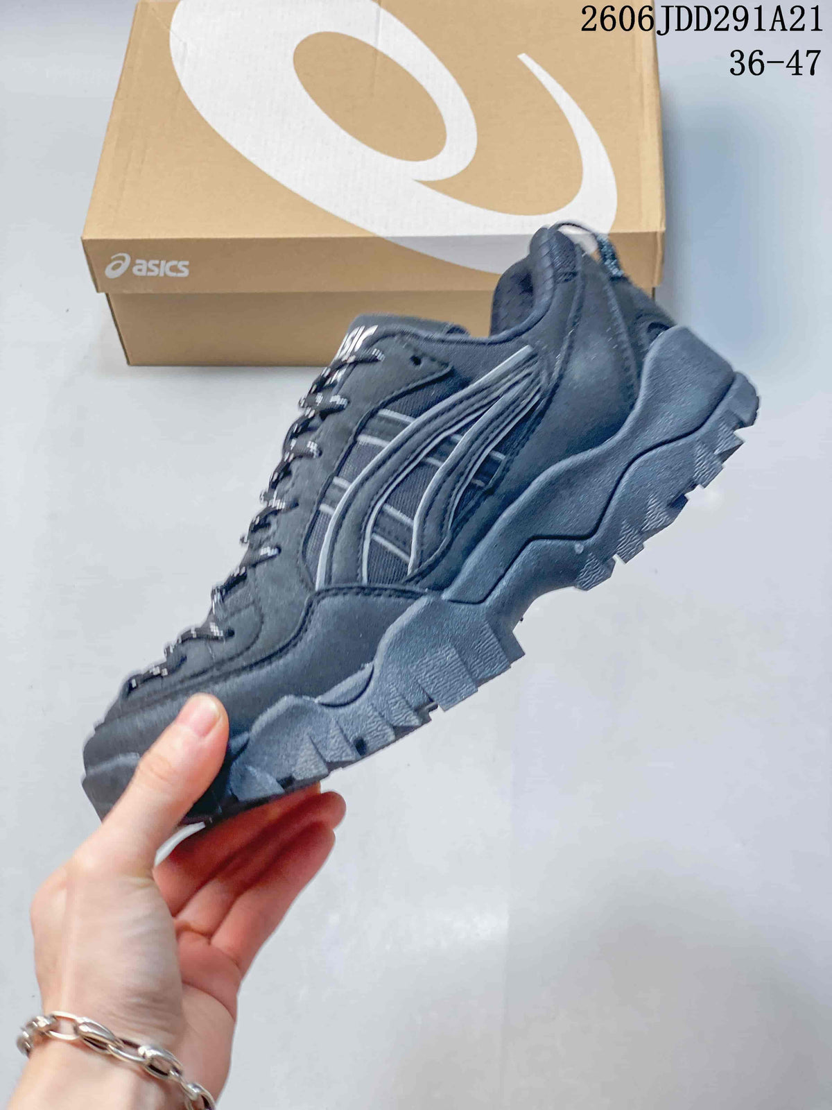 ASICS Gel-Pickax Trail Sneakers in Charcoal