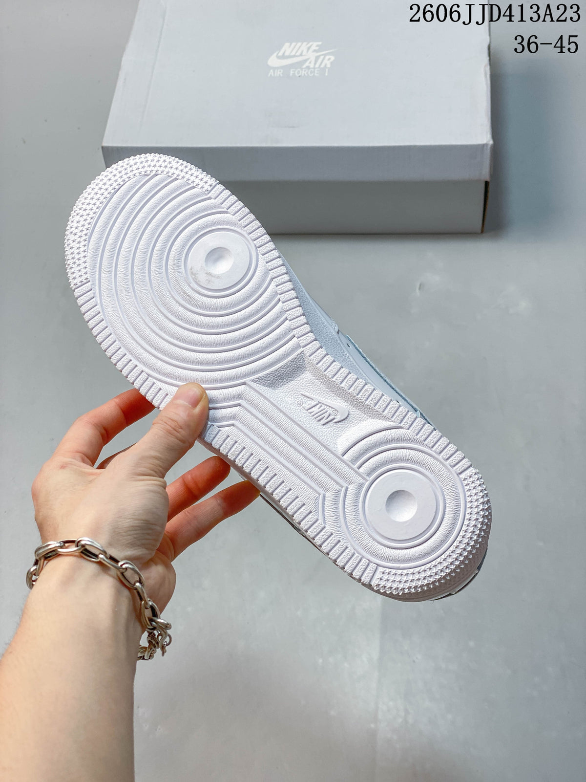 Nike Air Force 1 '07 Low White Sneakers