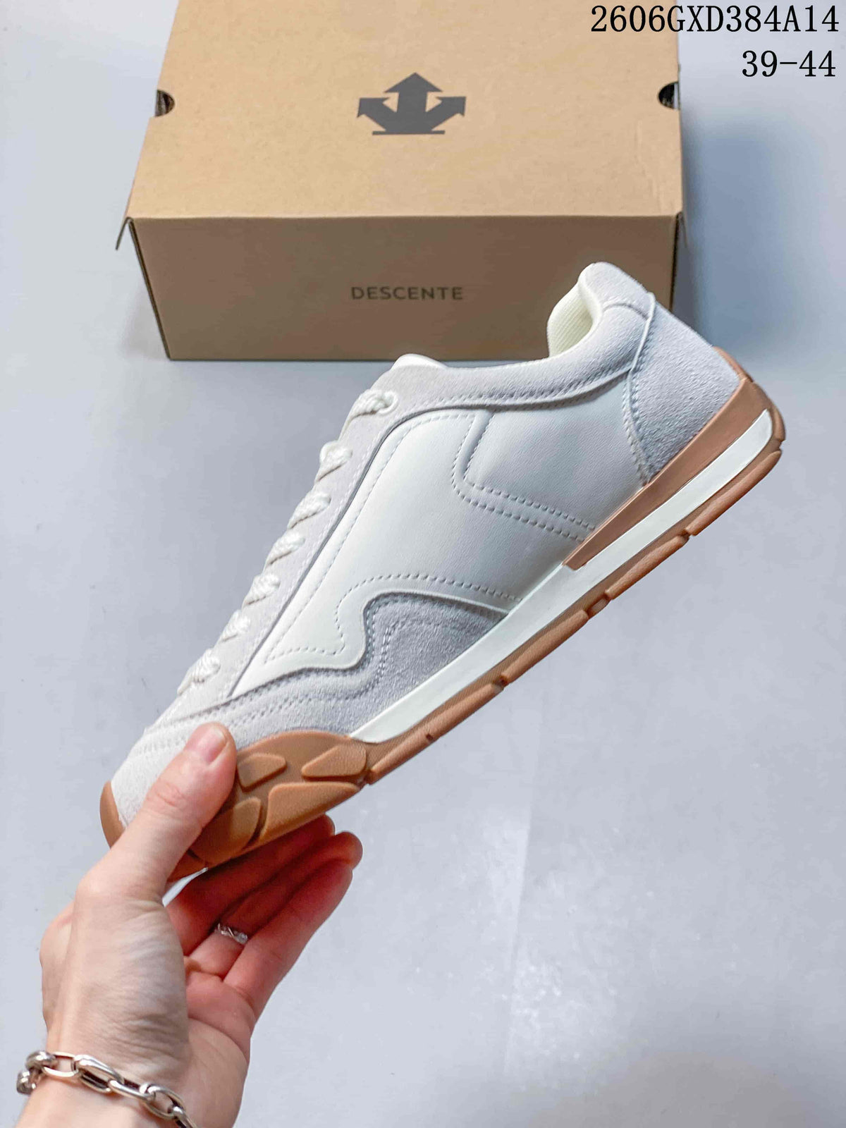 Descente Men's White Casual Sneakers with Gum Sole 2606GXD384A14