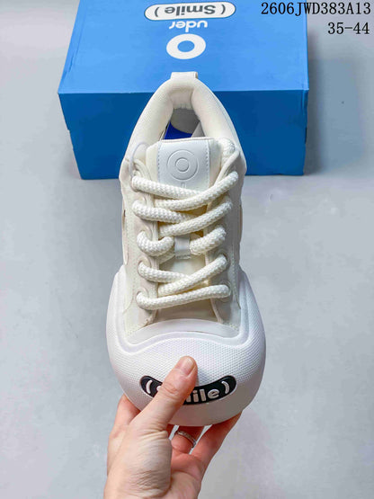 Ocai 002 Smile White Low-Top Lace-Up Sneakers