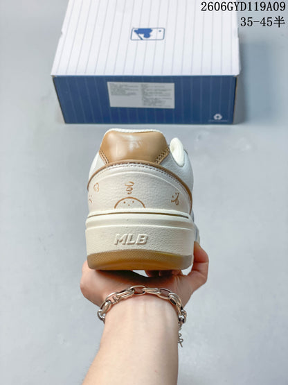 MLB Chunky Liner Low-Top Sneakers in White