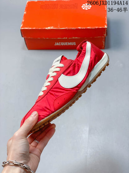 Nike Jacquemus Jacumoon Low-Top Sneakers Red HV8547-600