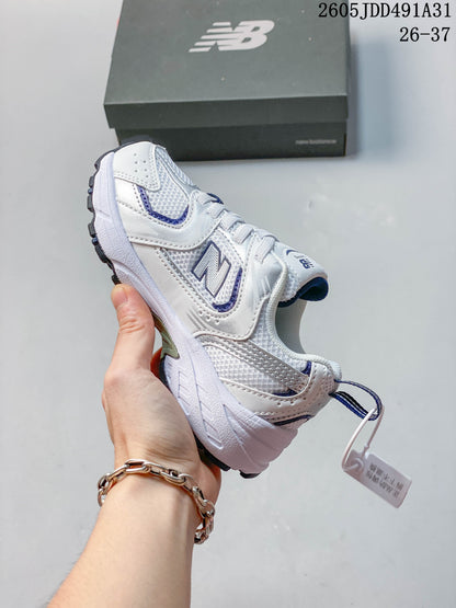 New Balance 530 Kids' Sneakers in White and Navy