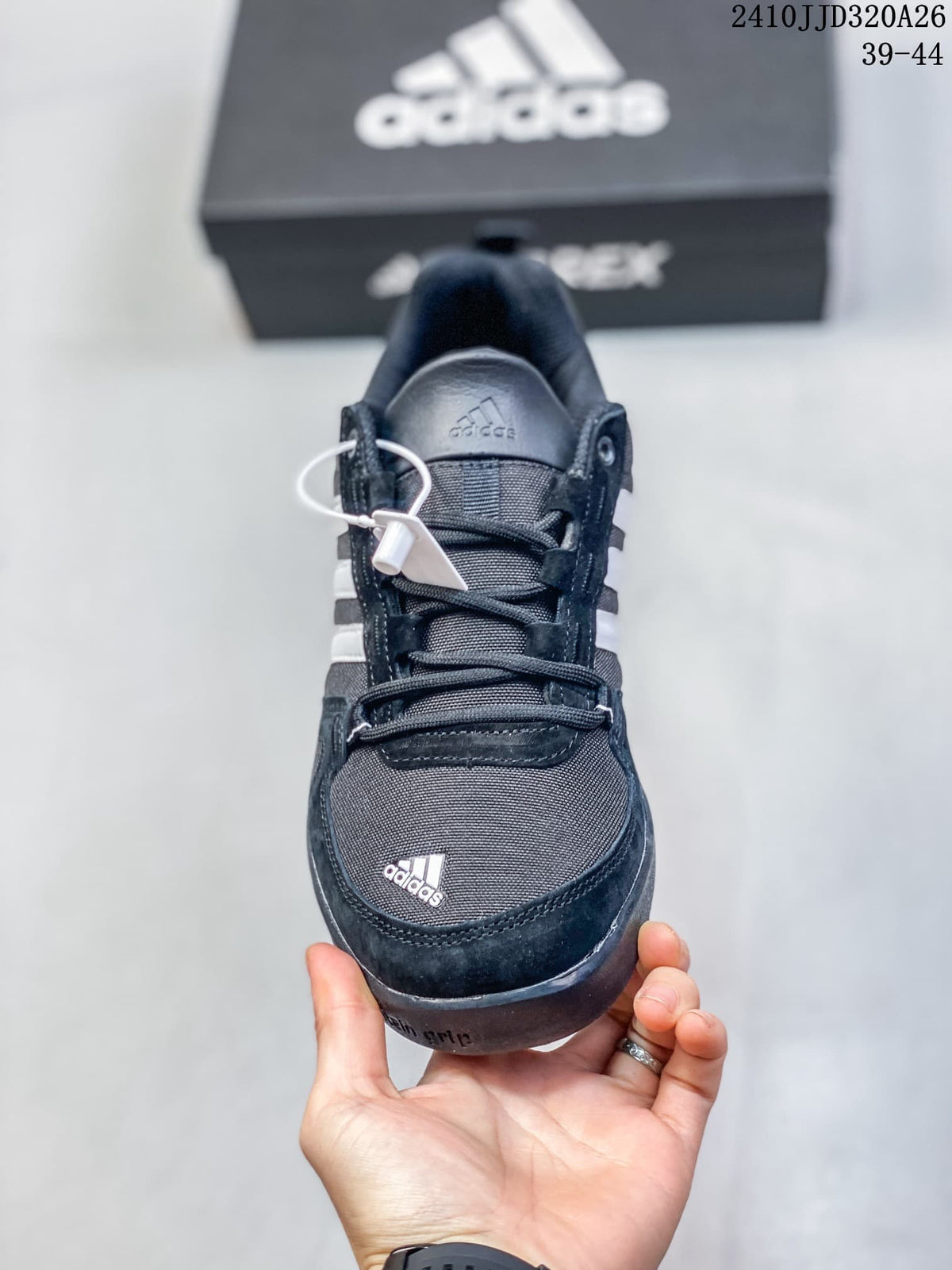 adidas Daroga Plus Canvas Shoes in Charcoal