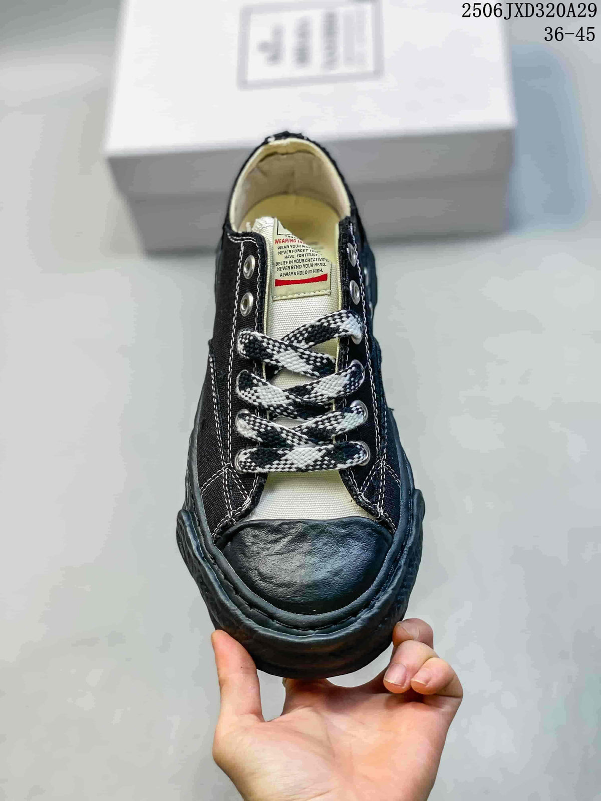 Maison Mihara Yasuhiro Blakey Low Sneakers, Black