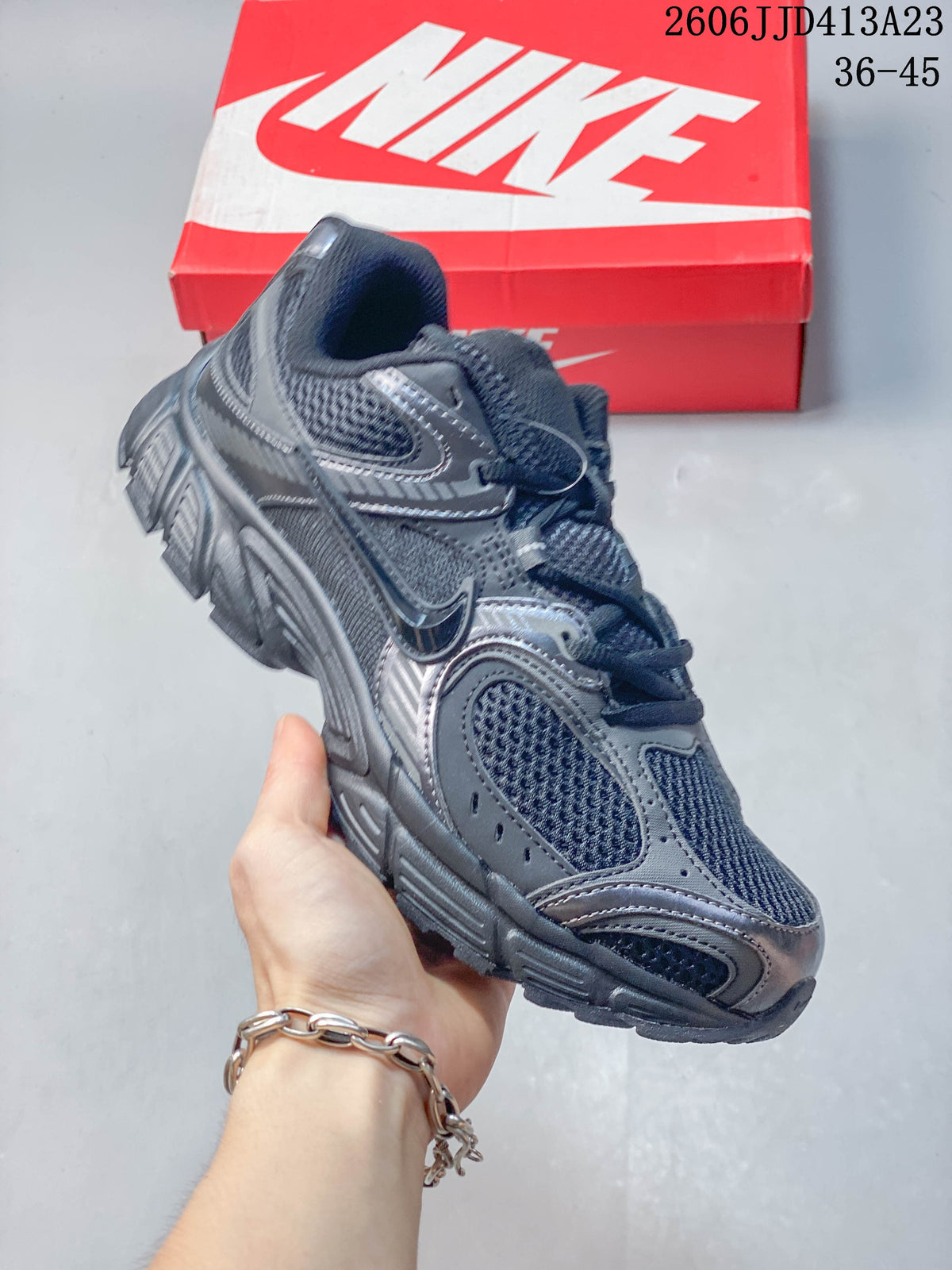 Nike Air Zoom Winflo 12 Running Shoes, Charcoal